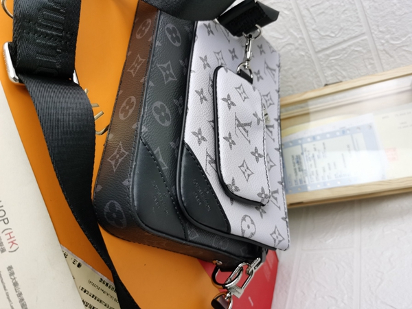 ルイヴィトンバッグ側面デザイン